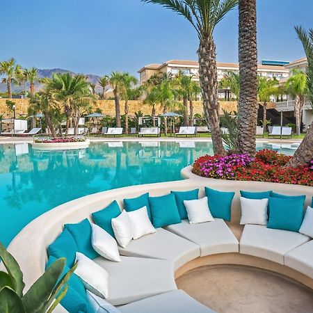 Barcelo La Nucia Palms酒店 外观 照片 The resort's main pool