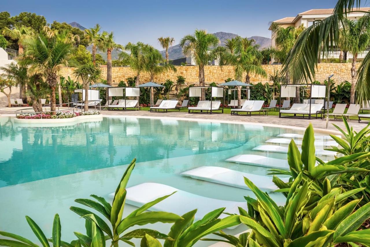 Barcelo La Nucia Palms酒店 外观 照片 The swimming pool at the hotel