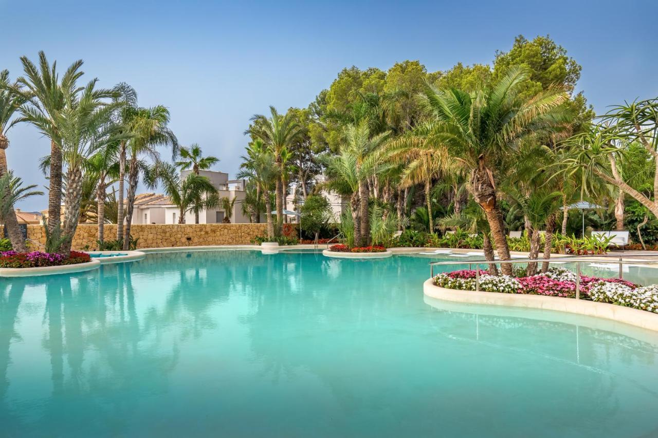 Barcelo La Nucia Palms酒店 外观 照片 The resort's swimming pool
